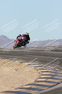 media/Dec-07-2025-CVMA (Sun) [[3e7d2de5dc]]/Race 6-The Shootout/